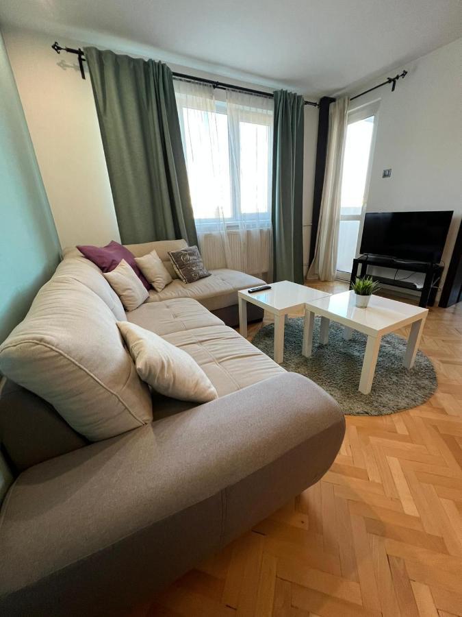 Al Malina 3Bdr Family Apt With Parking Space Near Airport And Iec Sofie Exteriér fotografie